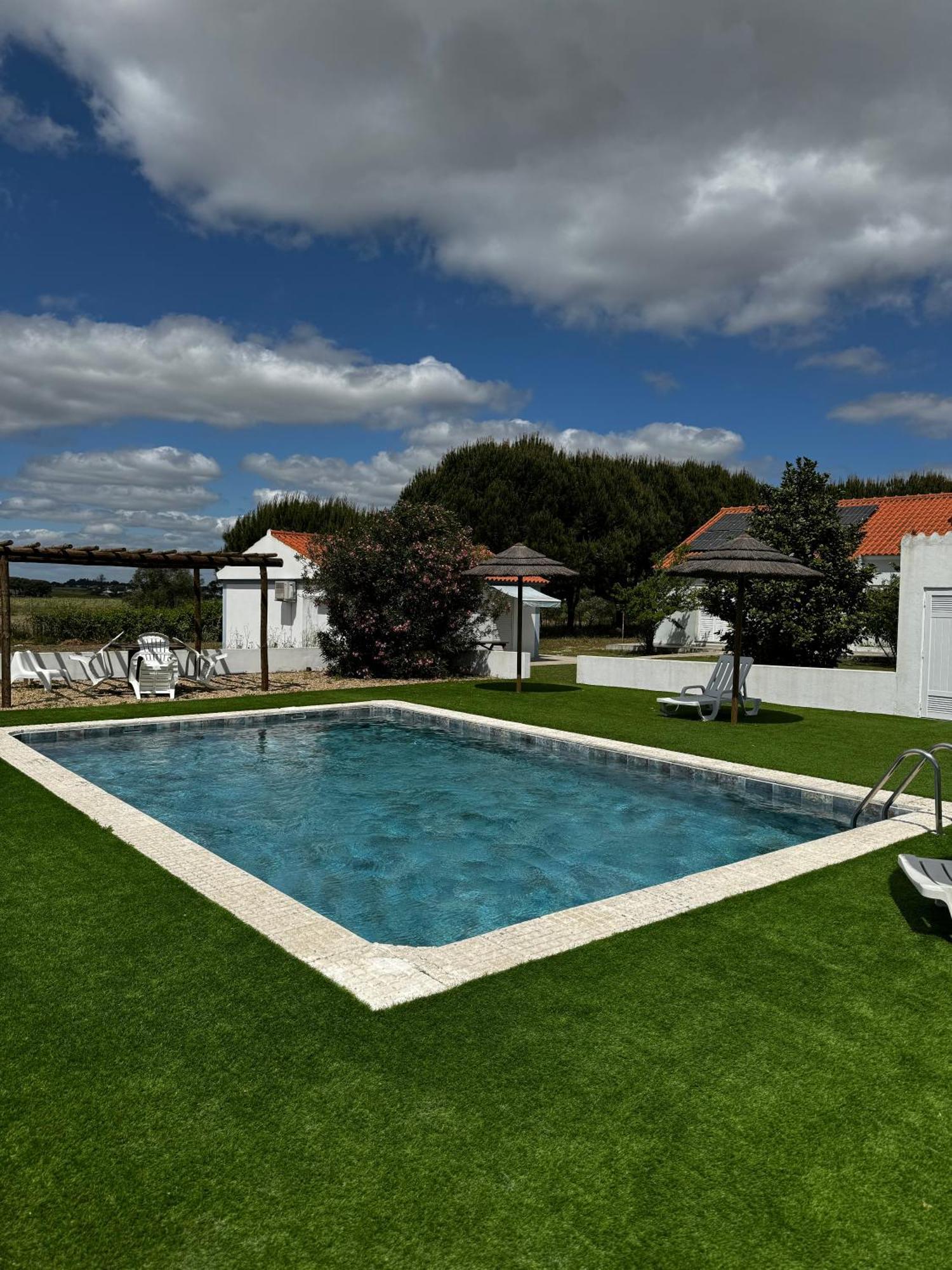 Na Quinta- Alojamento Rural Com Piscina De Agua Salgada Poceirao Exterior foto